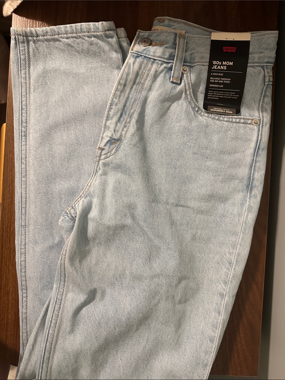 Levi’s 80s mom jeans